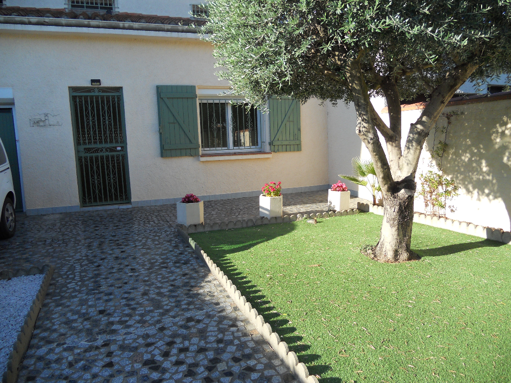 Location : maison 4 pièces 2 FACES à PIA 105m2