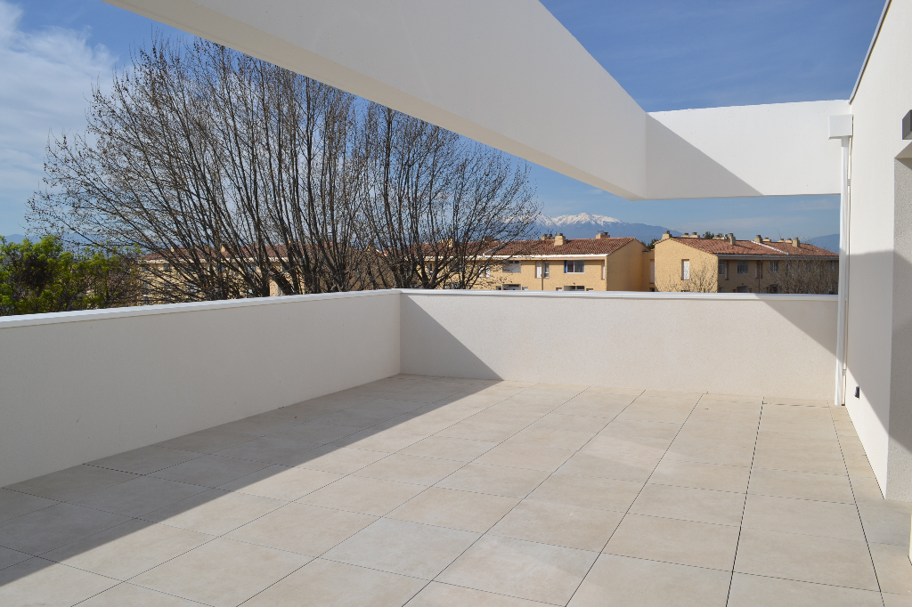 Location d'un appartement F4 (79 m²) à PERPIGNAN  TERRASSE 42M2 DERNIER ETAGE