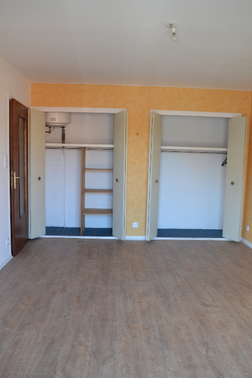 Location : appartement F1 à PERPIGNAN centre ville