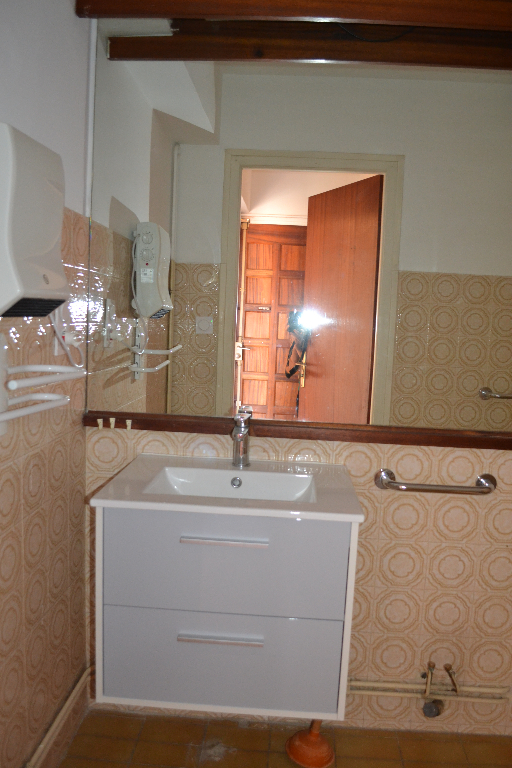 Location : appartement F1 à PERPIGNAN centre ville