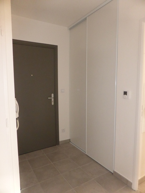 Location d'un appartement F3 (60m²) à CANOHES