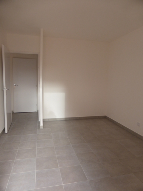 Location d'un appartement F3 (60m²) à CANOHES