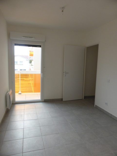 Location d'un appartement F3 (60m²) à CANOHES