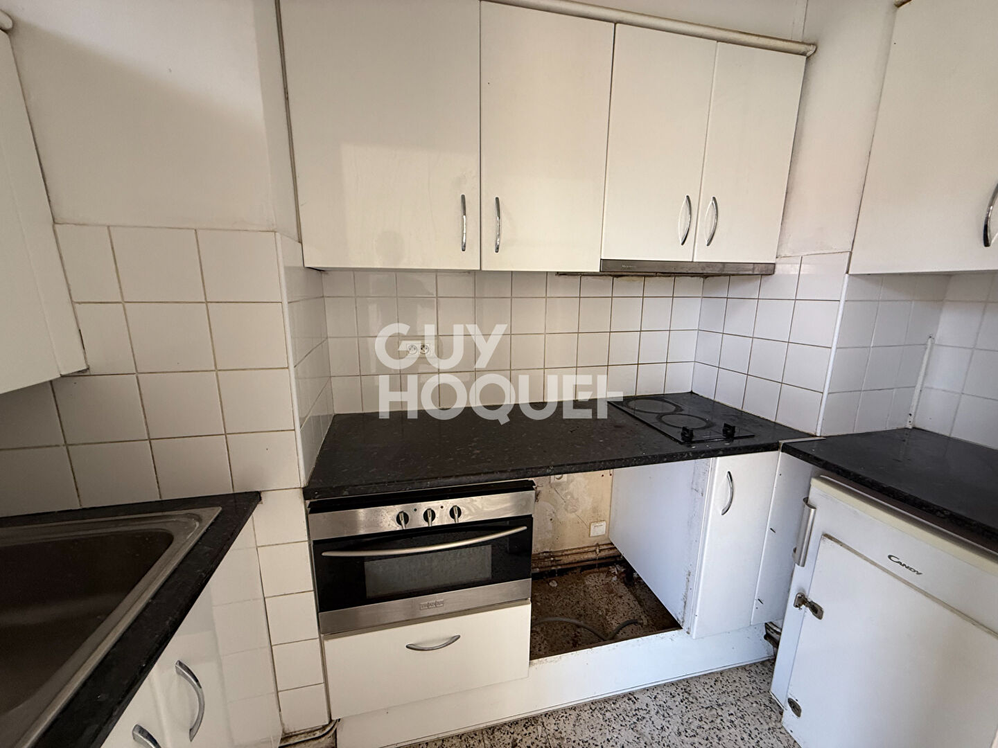 EXCLUSIVITÉ pour investisseur - A vendre à PERPIGNAN (66000) Secteur LYCEE ARAGO Appartement F2 avec balcon et cave