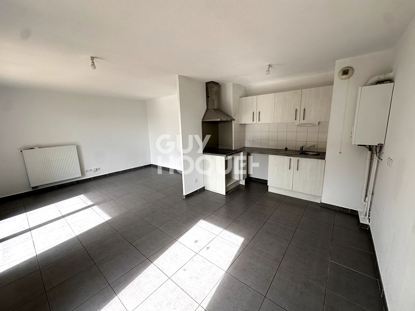 EXCLUSIVITE - à vendre à Perpignan (66000) secteur Porte d'Espagne Maison F4 de 81 m² en 3 faces avec garage et parking