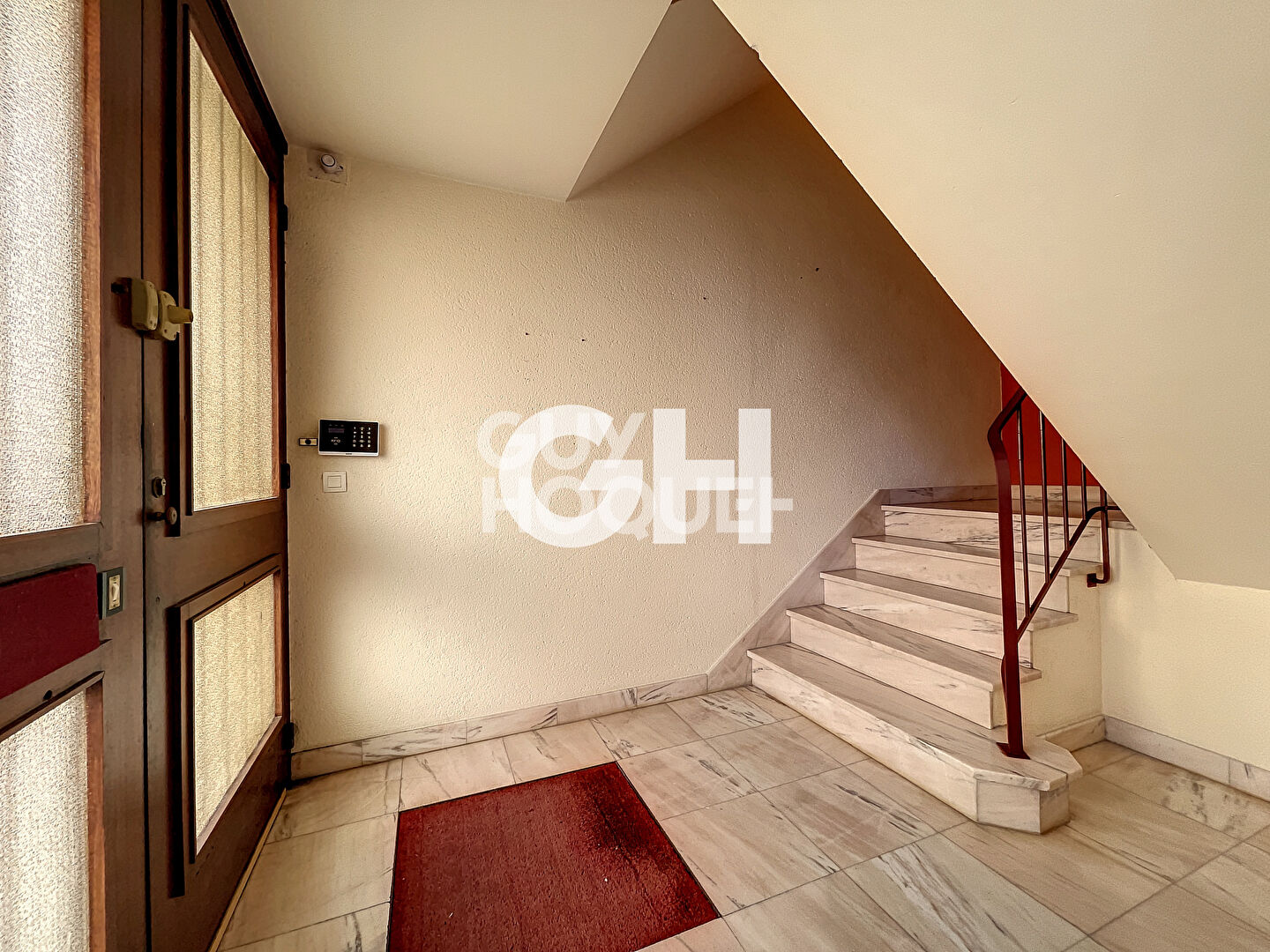 A vendre PERPIGNAN  (66000) : Belle maison T9 (223 m²) AVEC PISCINE