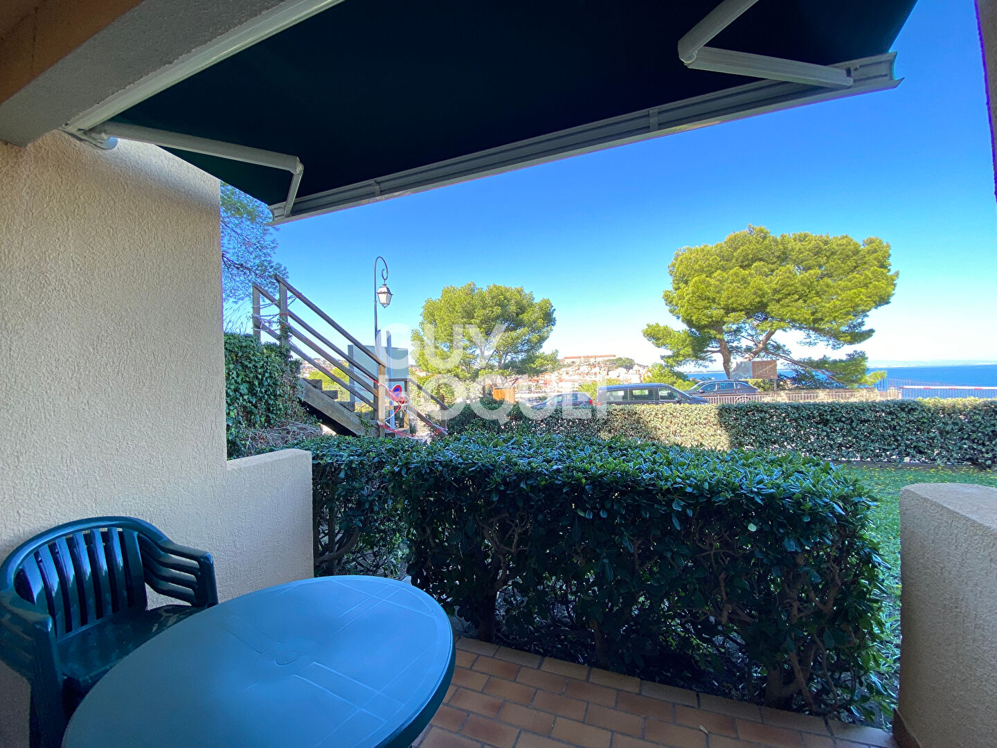 EXCLUSIVITE - à vendre STUDIO CABINE 34 m², avec place de parking, sur COLLIOURE (66190),