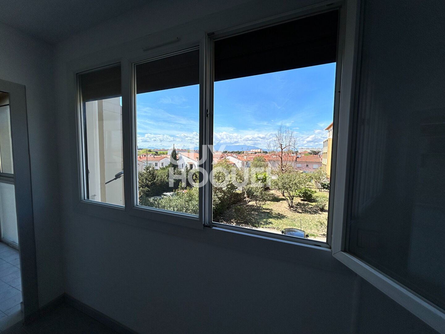 EXCLUSIVITE - À vendre à PERPIGNAN (66000) quartier Las Cobas: Appartement spacieux de 5 pièces
