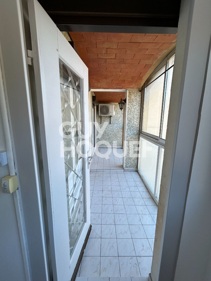 EXCLUSIVITE - À vendre à PERPIGNAN (66000) quartier Las Cobas: Appartement spacieux de 5 pièces