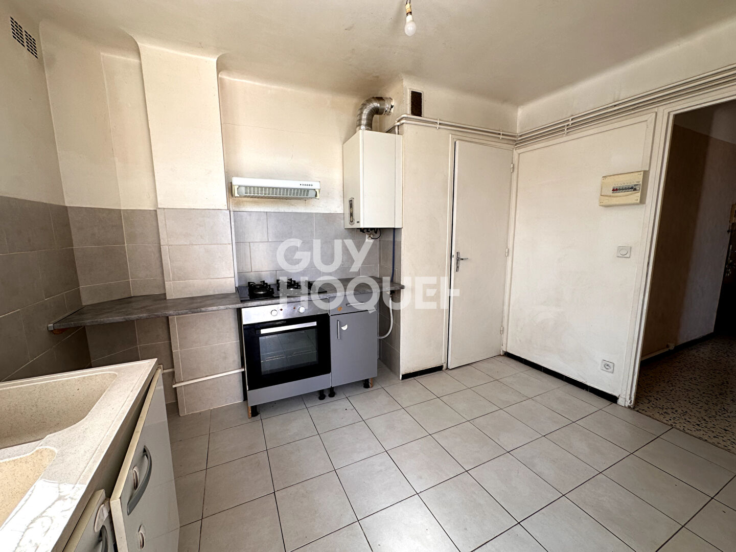 A vendre à Perpignan (66000) quartier Saint-Gaudérique - Appartement F3, 65 m² avec balcon cellier et garage