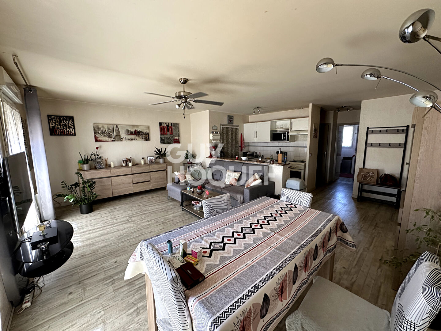 EXCLUSIVITÉ - A vendre à TOULOUGES (66350) Appartement traversant F3 de 67 m² en dernier étage avec parking et garage