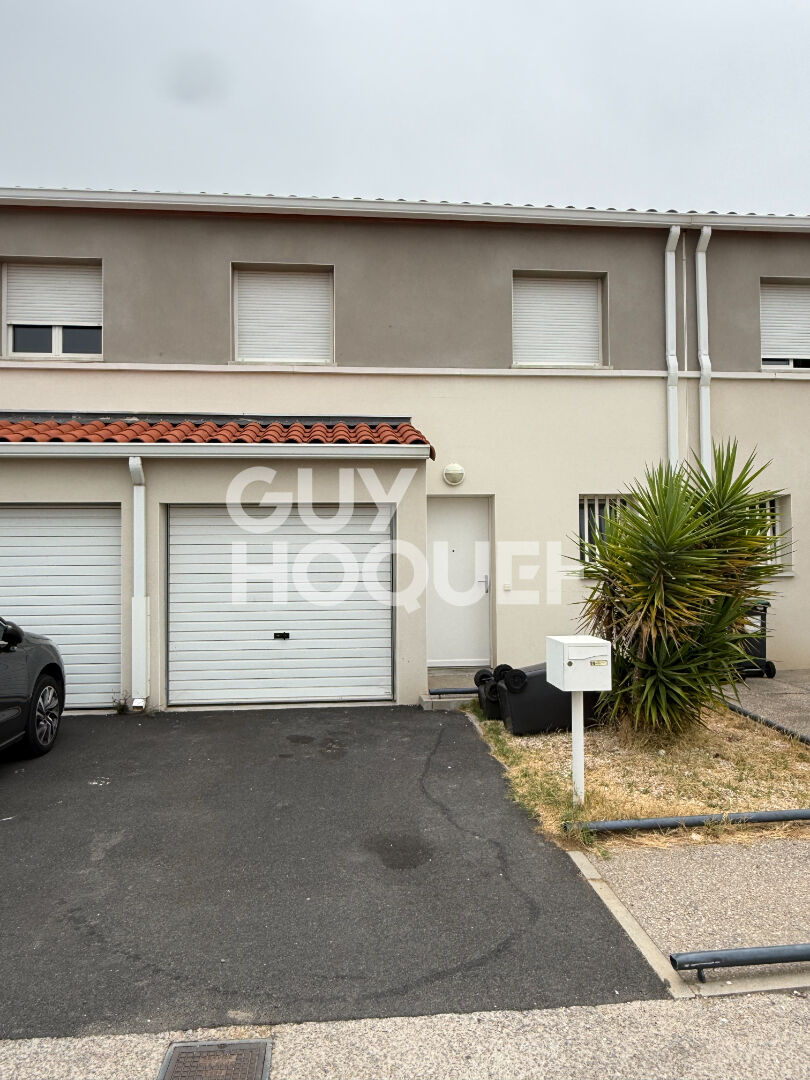 A vendre à PEZILLA LA RIVIERE (66370)  Maison F5 de 90 m² avec jardin et garage.