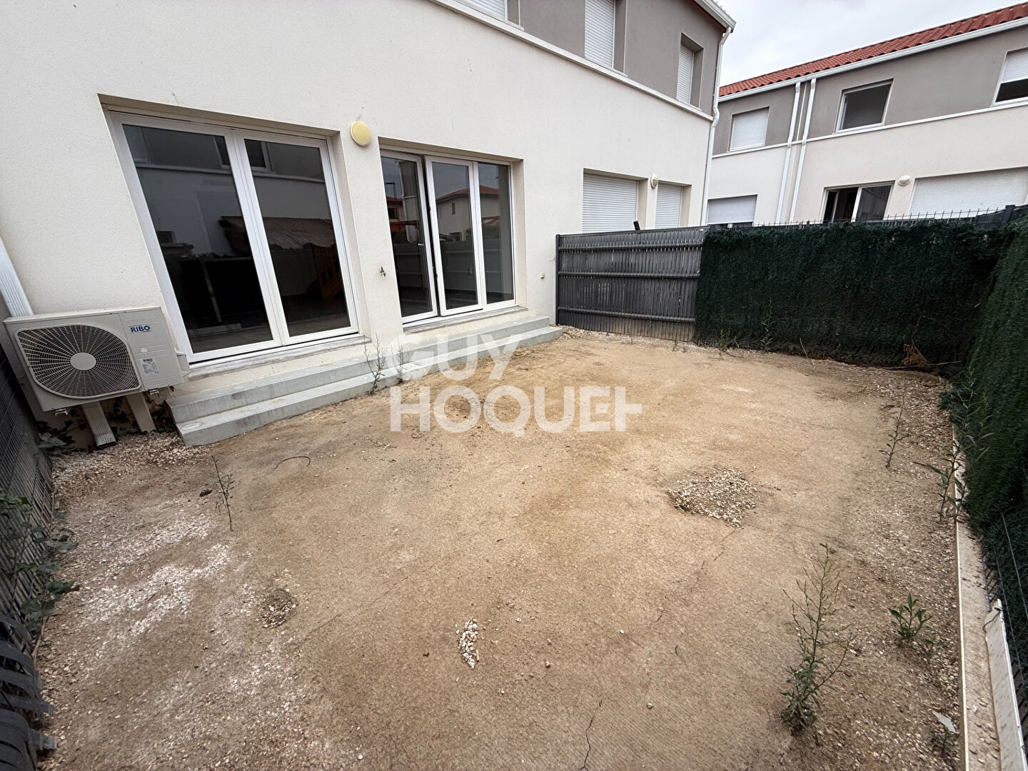 A vendre à PEZILLA LA RIVIERE (66370)  Maison F5 de 90 m² avec jardin et garage.