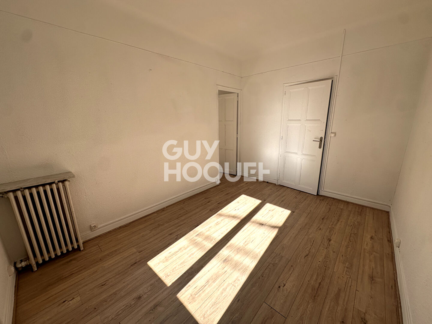 EXCLUSIVITE - A vendre à Perpignan (66000) Quartier Saint-Martin Appartement F5 - 100 m²  - 1er étage - 2 terrasses et caves.