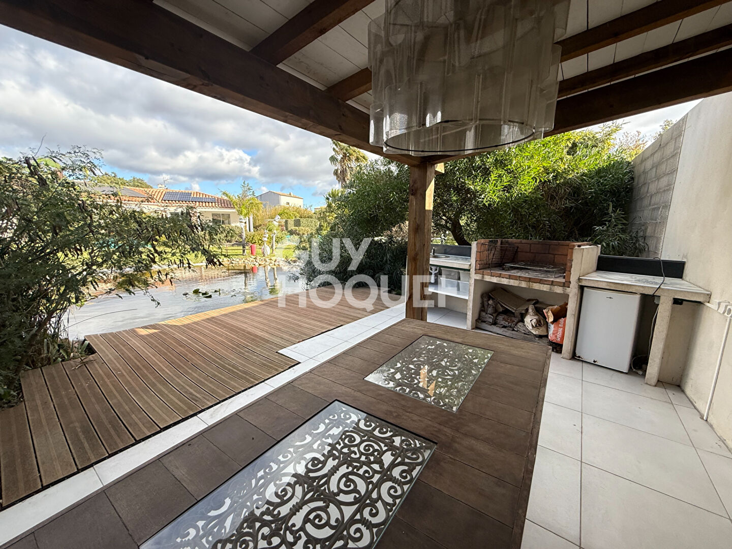 A vendre à LE SOLER (66270) : maison de plain pied,164 m² avec piscine.