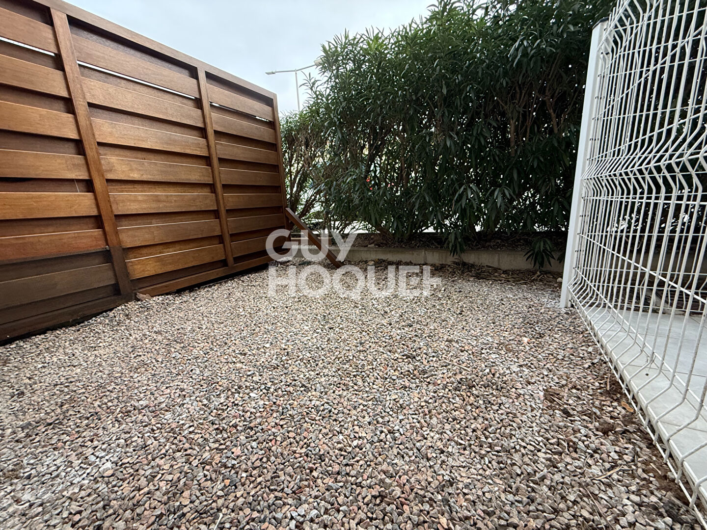 Porte d'Espagne Appartement F2 en Rdc avec terrasse et parking