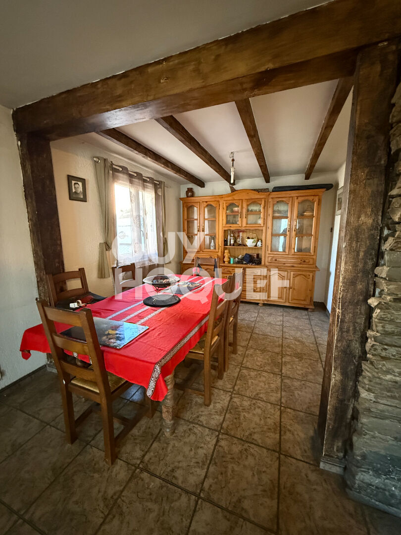 À vendre : Appartement spacieux en RDJ avec piscine et garage à Cabestany.