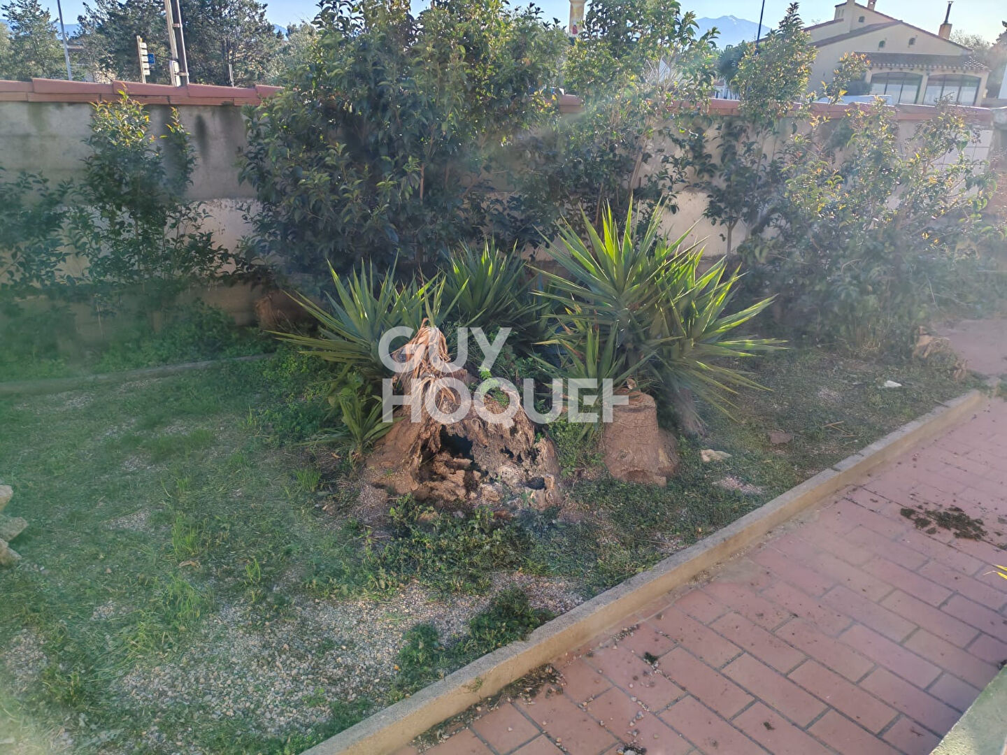 À vendre : Appartement spacieux en RDJ avec piscine et garage à Cabestany.