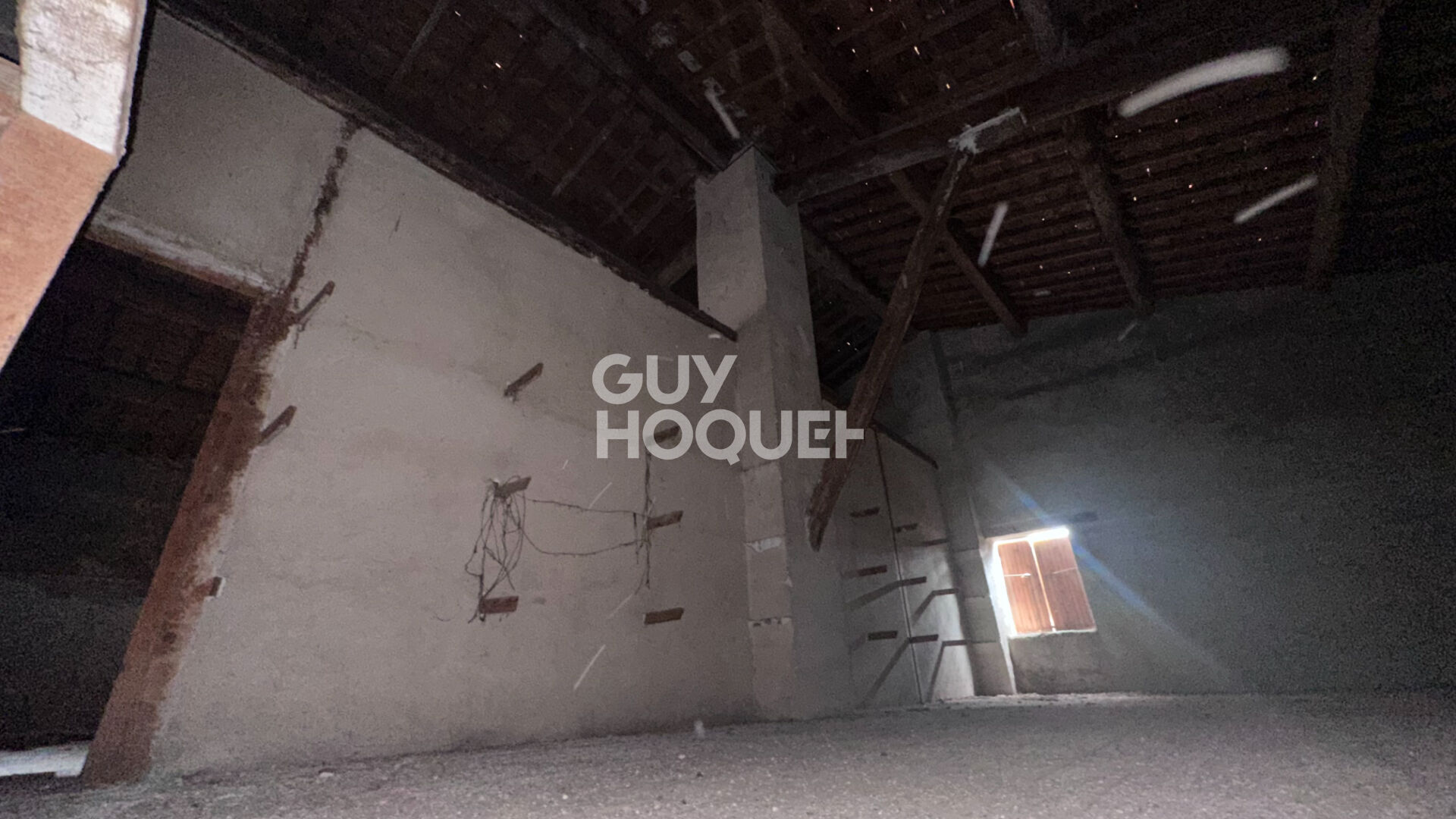 EXCLUSIVITE - à vendre à Cabestany (66330) Maison spacieuse et grange à aménager