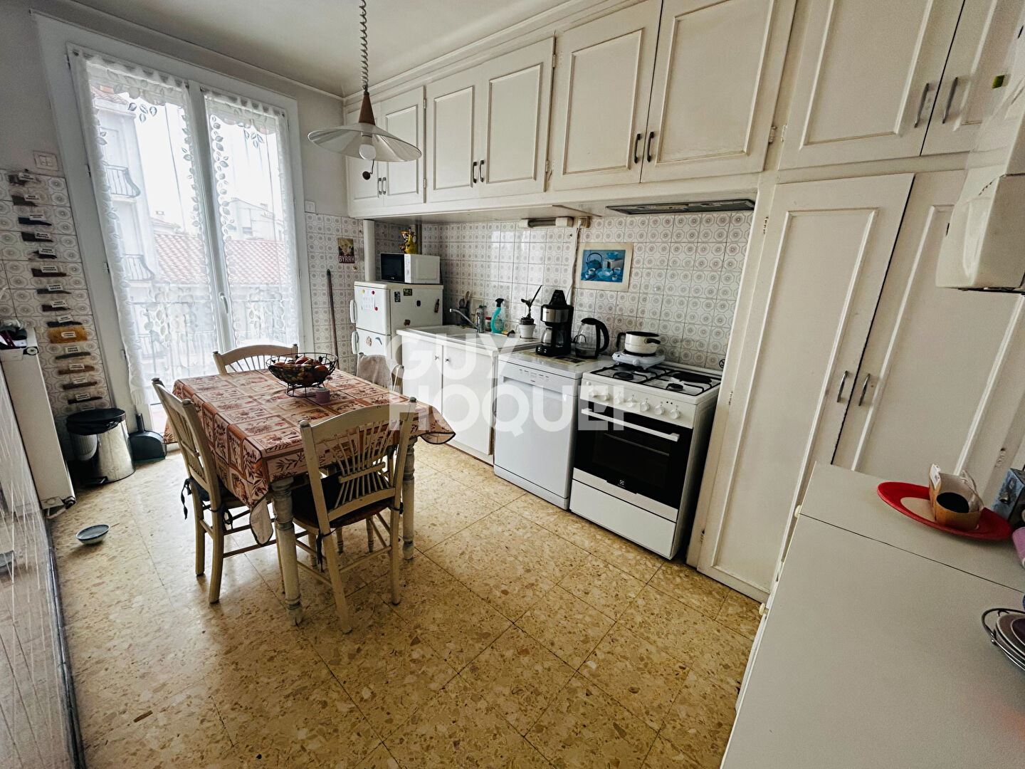 À vendre : Appartement 4 pièces à Perpignan (66000), quartier Sabardeil - balcons - garage - combles