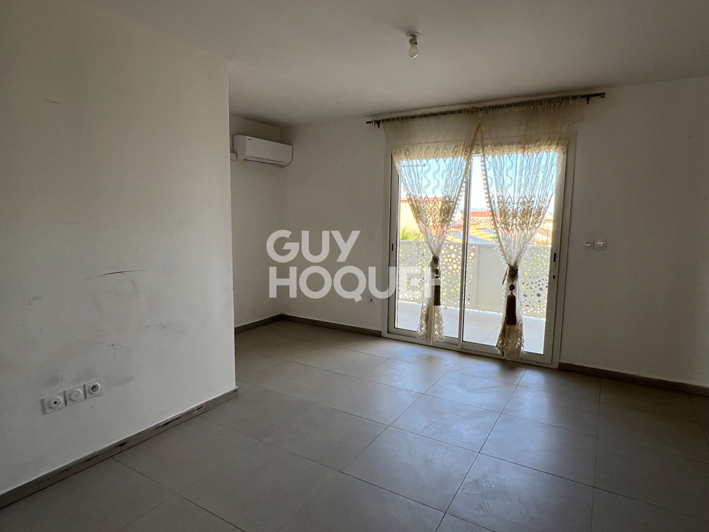 A vendre à PIA (66380) MAISON 3 faces composée de deux appartements type T3