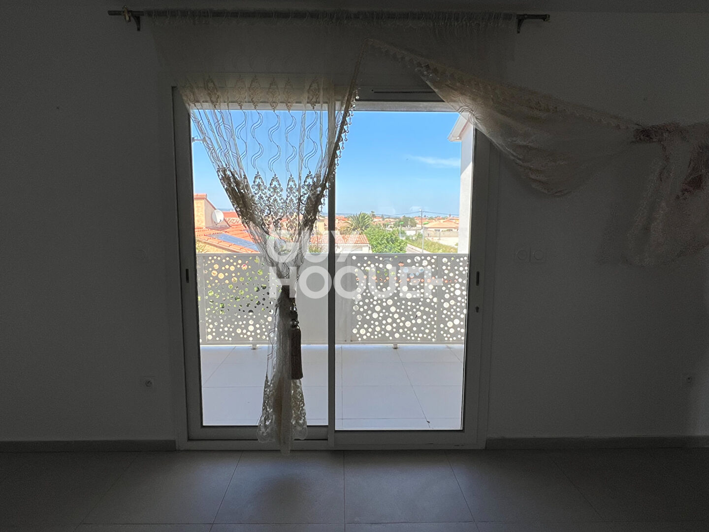 A vendre à PIA (66380) MAISON 3 faces composée de deux appartements type T3