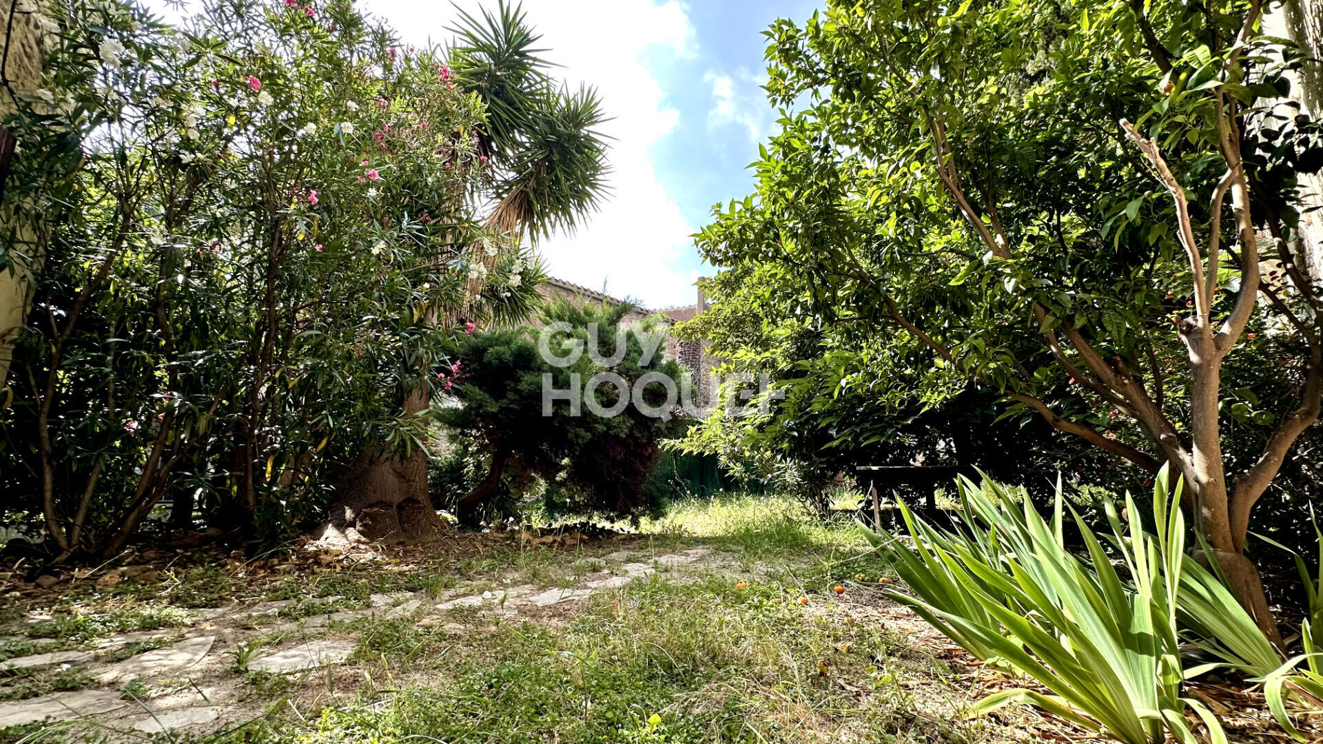 EXCLUSIVITE - à vendre à Cabestany (66330) Maison spacieuse et grange à aménager