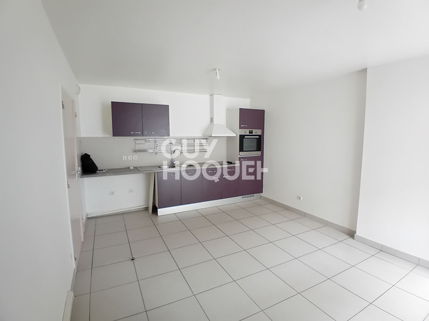PERPIGNAN : appartement 3 pièces (53 m²) en location dernier étage