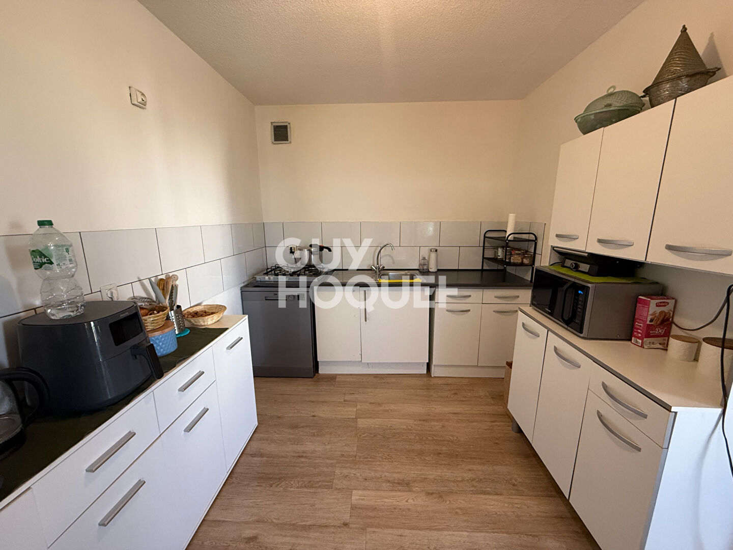 EXCLUSIVITE POUR INVESTISSEUR - A vendre à Perpignan (66000) MOYEN VERNET Appartement F3 Loué avec terrasse cave et parking