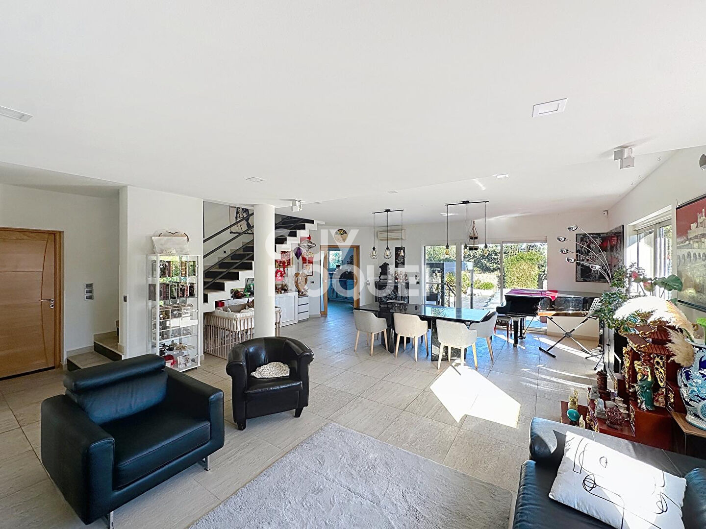 EXCLUSIVITE : Maison de 225m² à vendre à Saint Laurent de la Salanque (66250)