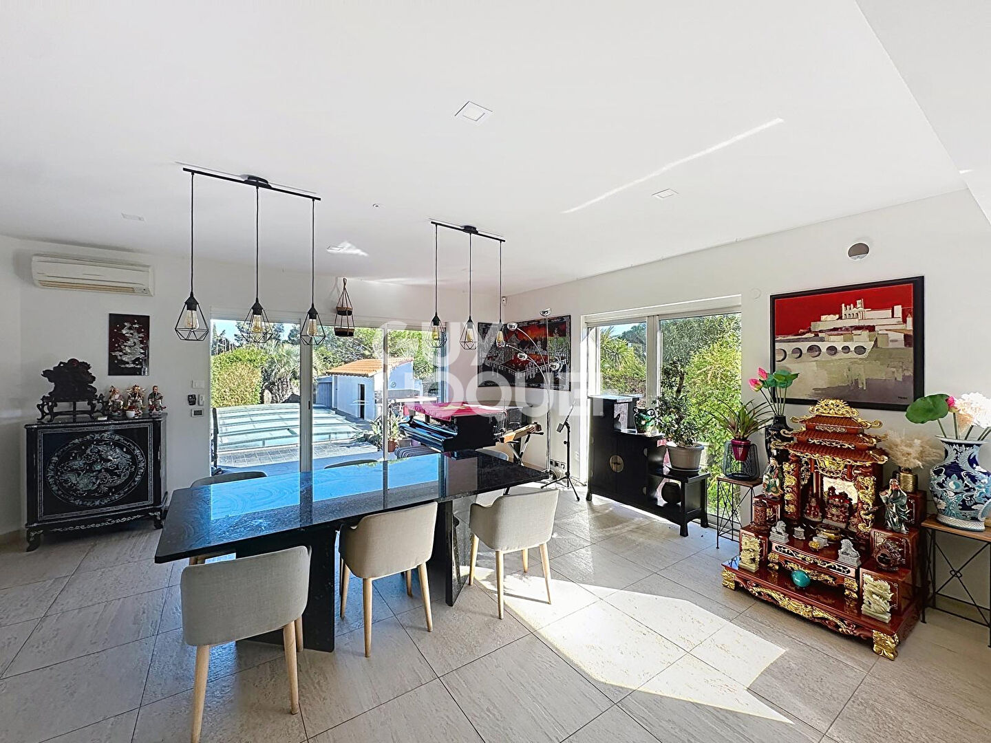 EXCLUSIVITE : Maison de 225m² à vendre à Saint Laurent de la Salanque (66250)