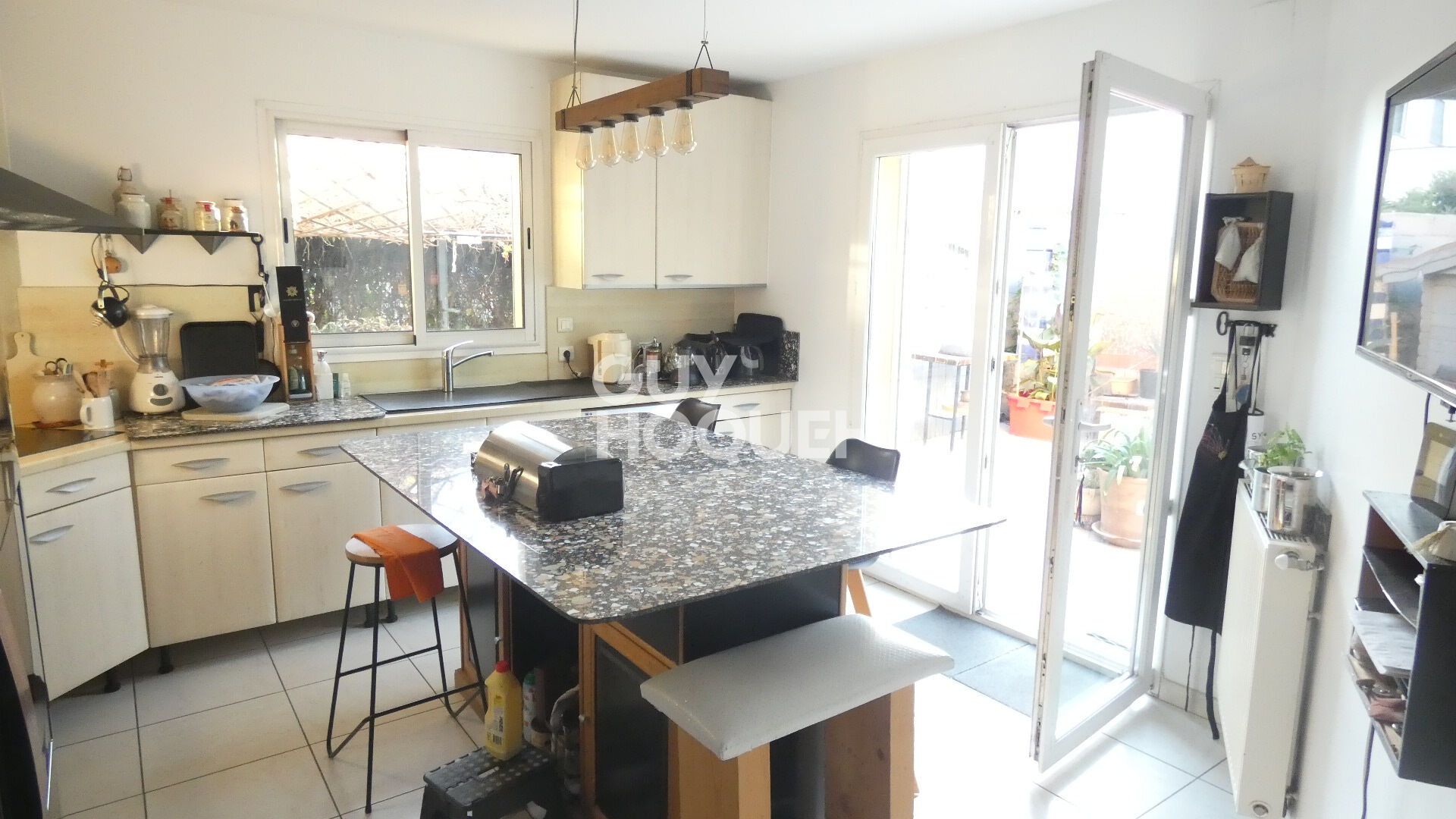 Maison à vendre à Perpignan (66000) - 6 pièces, 4 chambres, 183 m²