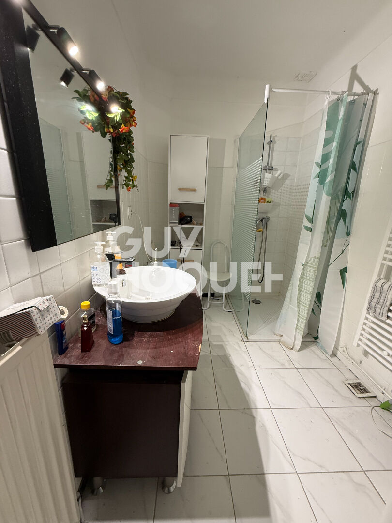 A vendre à Perpignan (66000) - Bas Vernet - Appartement 4 pièces avec garage et jardin