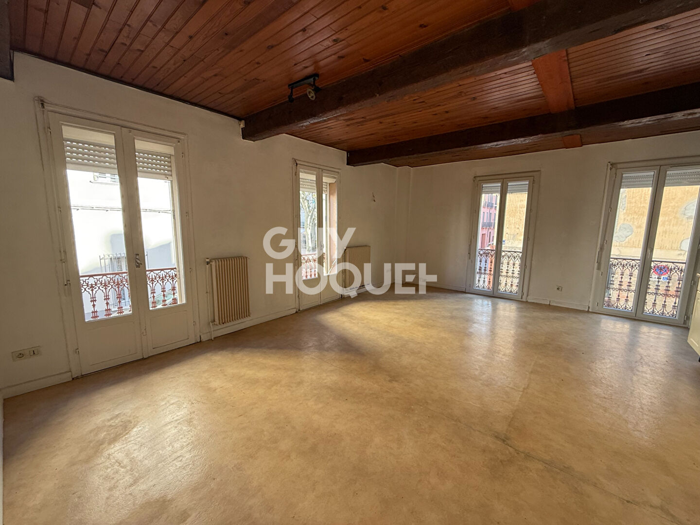 EXCLUSIVITE - SPECIAL INVESTISSEURS - à vendre à Perpignan Appartement T2 47 m² PLACE DE BELGIQUE.