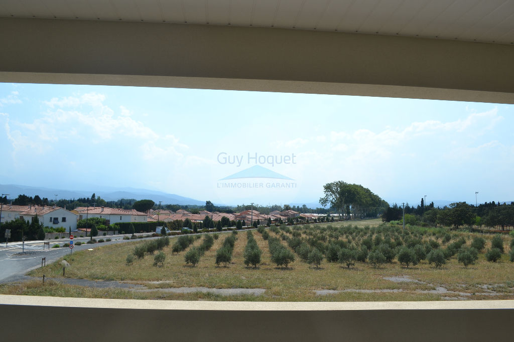 PEZILLA LA RIVIERE : appartement T3 66M2 Terrasse  dernier étage en location