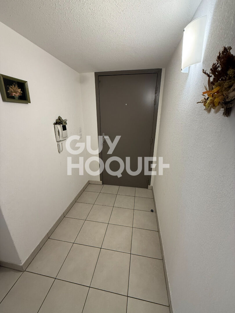 EXCLUSIVITE  - A vendre à Perpignan (66000) quartier ST ASSISCLE Appartement T3 Loué de 67 m² avec terrasse et garage