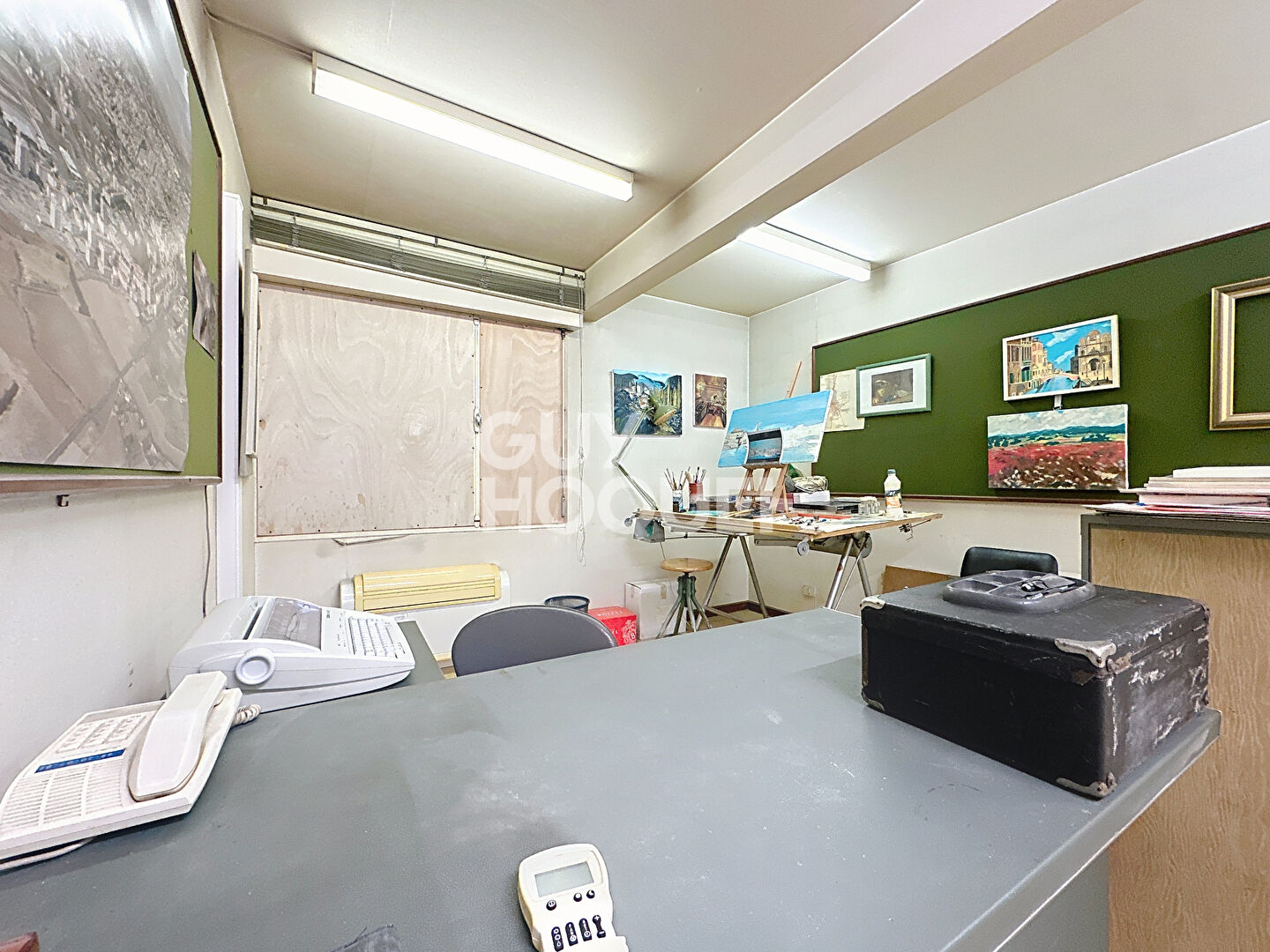 INVESTISSEUR - A vendre à Perpignan, quartier Moulin-à-Vent  - Local commercial  + 5 caves