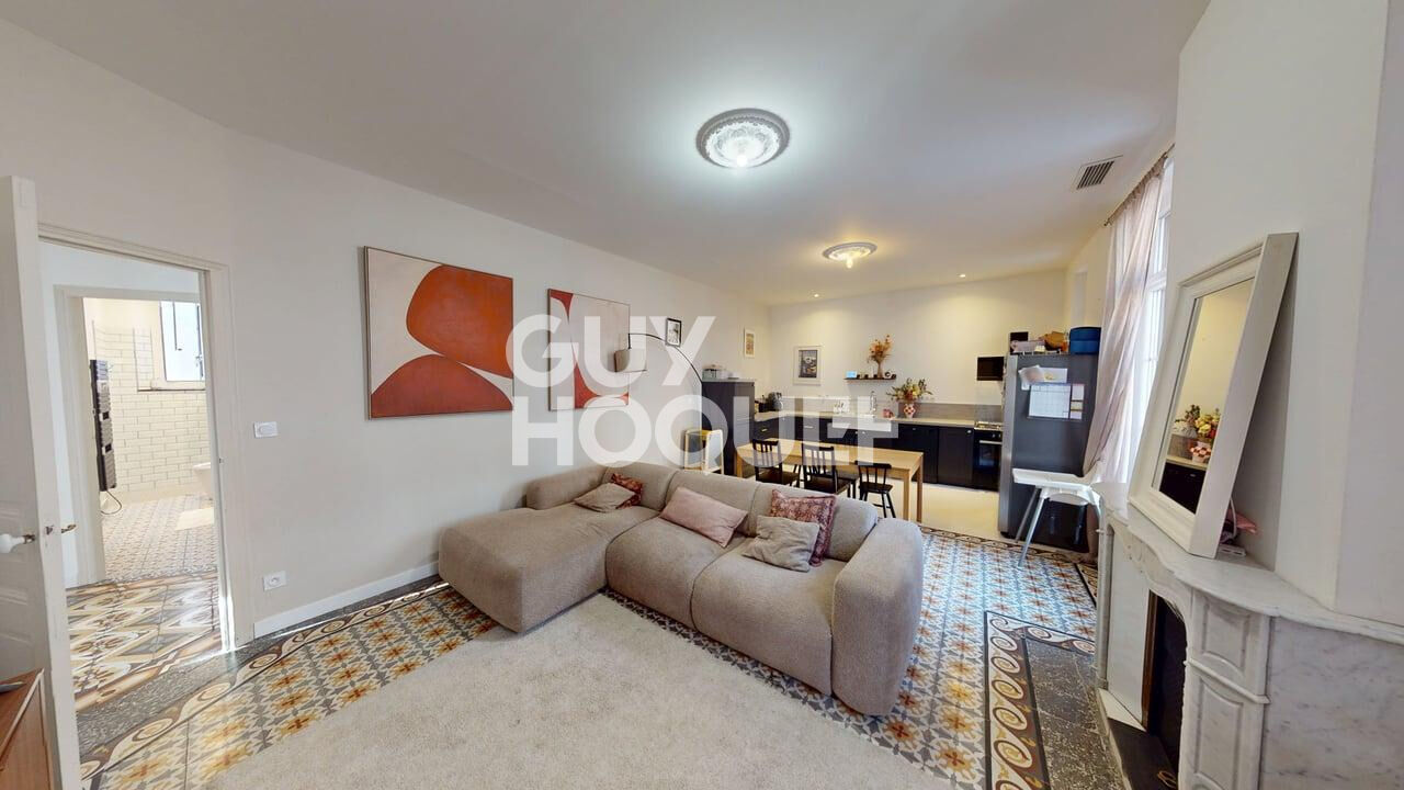 A vendre à PERPIGNAN (66000) Appartement, 5 pièces, 110 m² entièrement rénové.