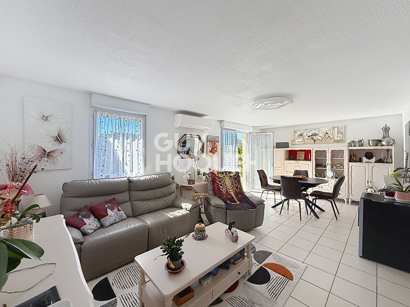 EXCLUSIVITE - A vendre à Perpignan (66000) Appartement T4 à, les Terrasses du Sud, avec parking et piscine