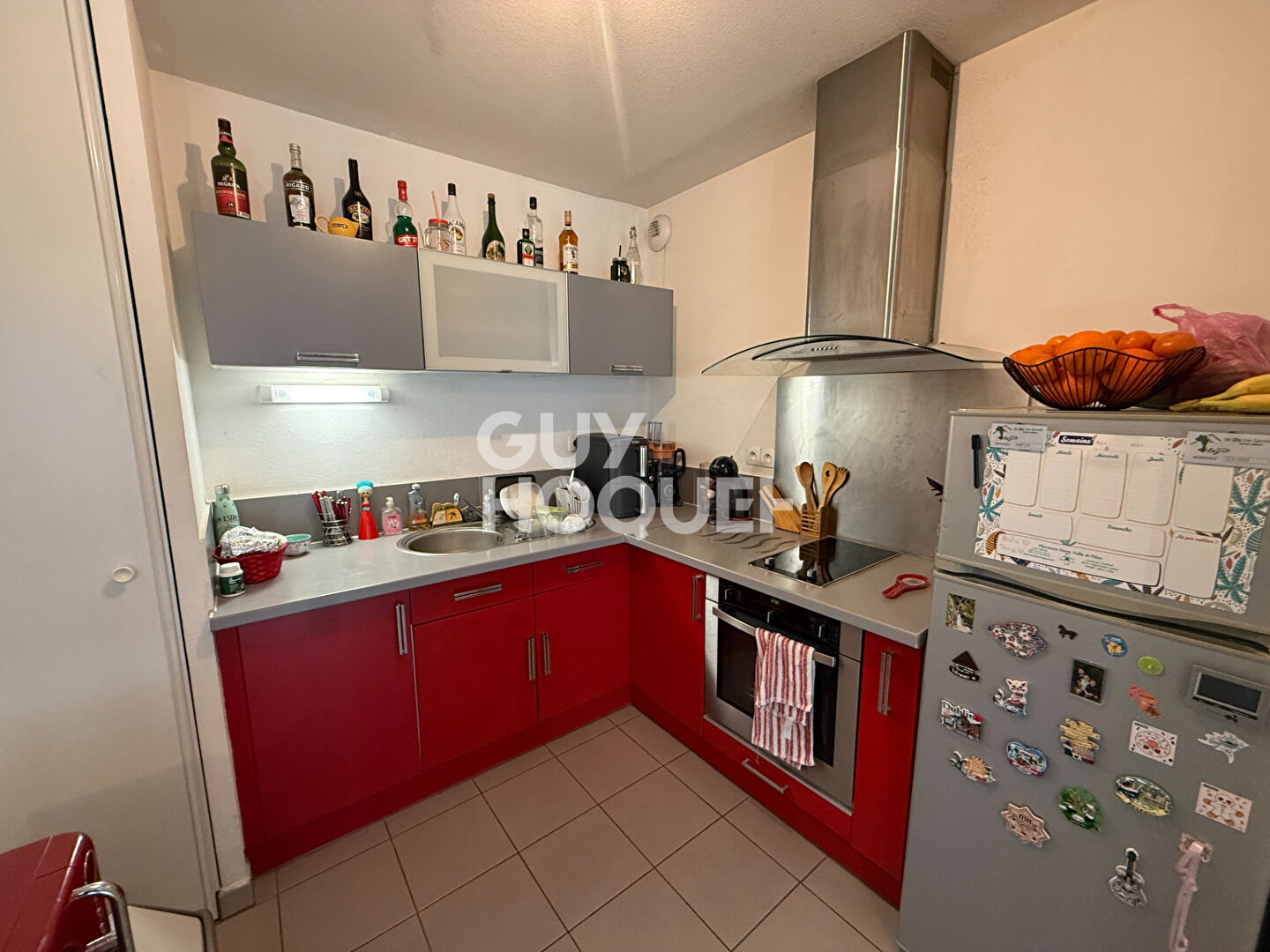 GARE Appartement F2 avec terrasse et parking