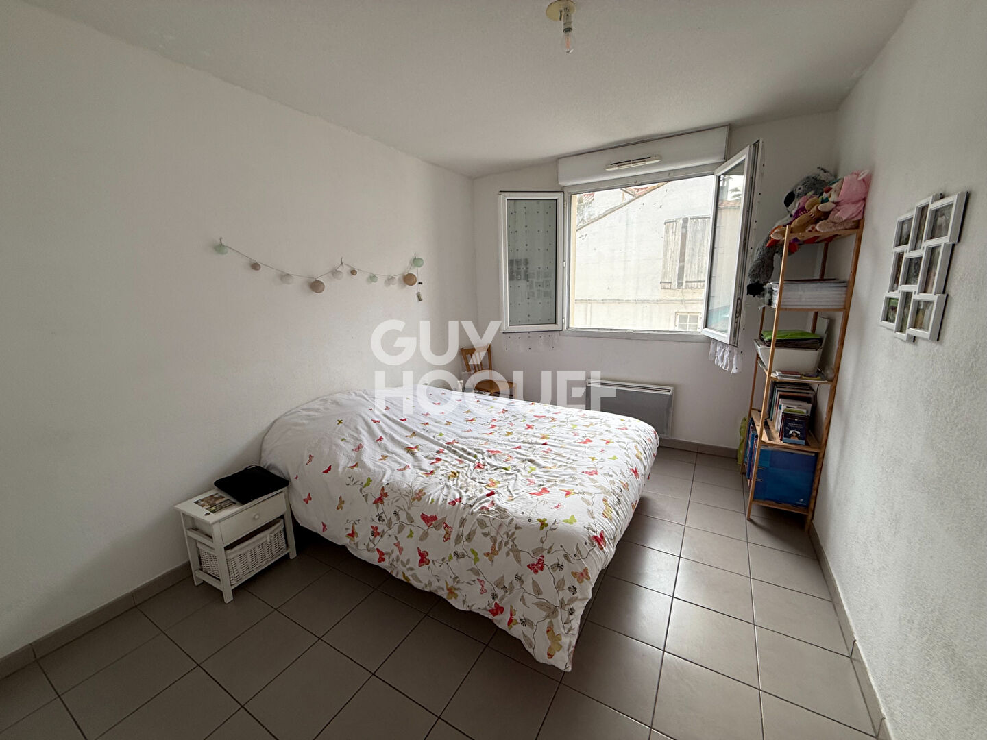 GARE Appartement F2 avec terrasse et parking