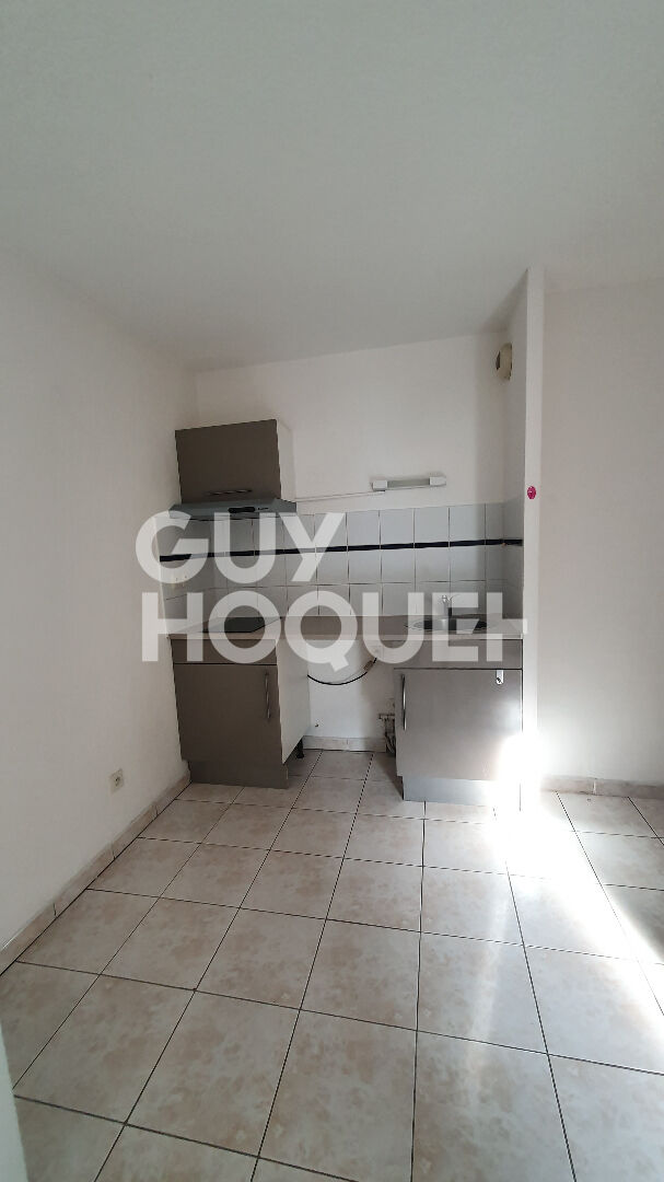 LOCATION d'un appartement 1 pièces (38 m²) à PERPIGNAN
