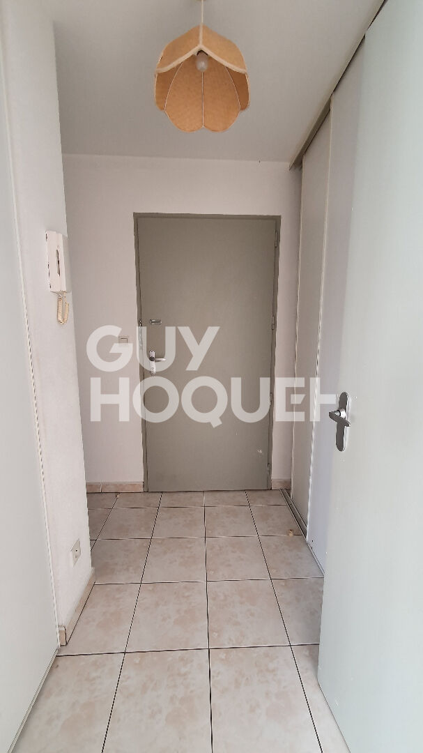 LOCATION d'un appartement 1 pièces (38 m²) à PERPIGNAN