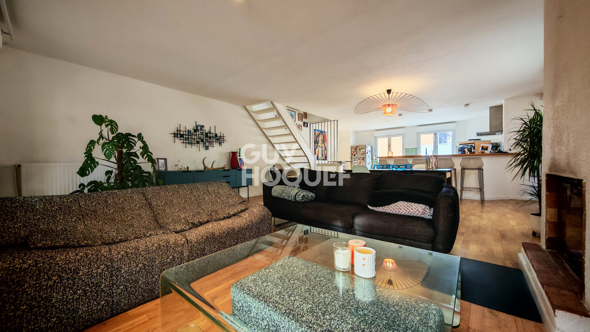 A vendre à PERPIGNAN Quartier de la gare, maison familiale 7 pièces avec terrasse, cour et parking