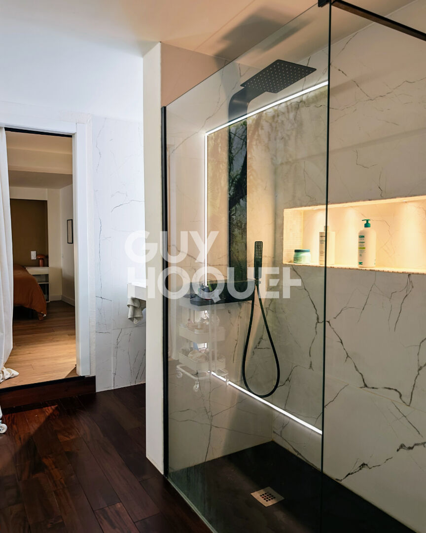 A vendre à PERPIGNAN Quartier de la gare, maison familiale 7 pièces avec terrasse, cour et parking