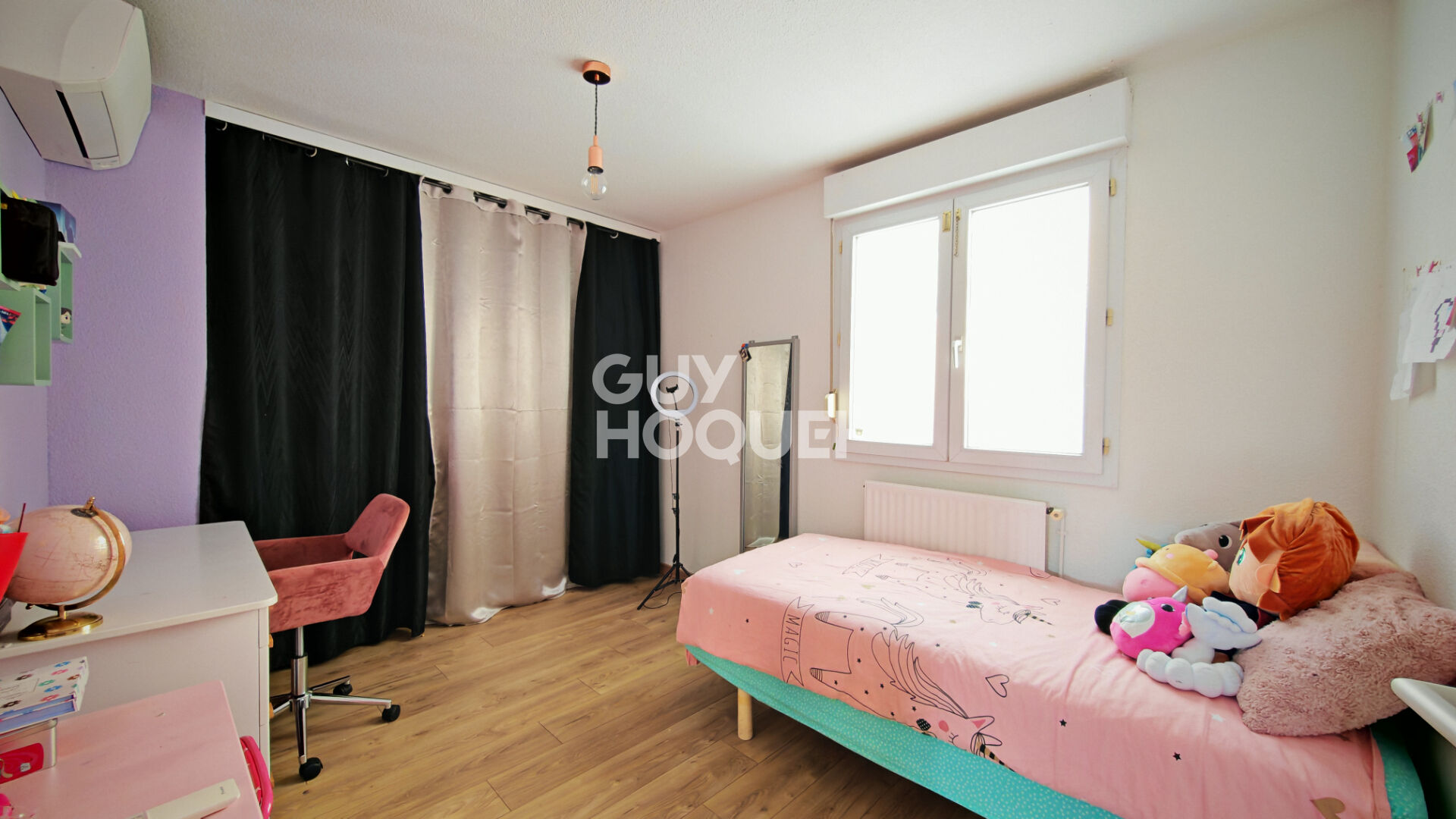 A vendre à PERPIGNAN Quartier de la gare, maison familiale 7 pièces avec terrasse, cour et parking