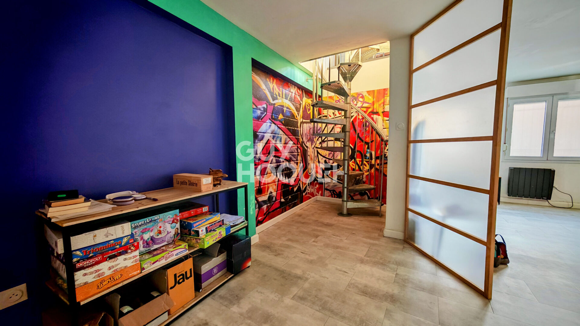 A vendre à PERPIGNAN Quartier de la gare, maison familiale 7 pièces avec terrasse, cour et parking