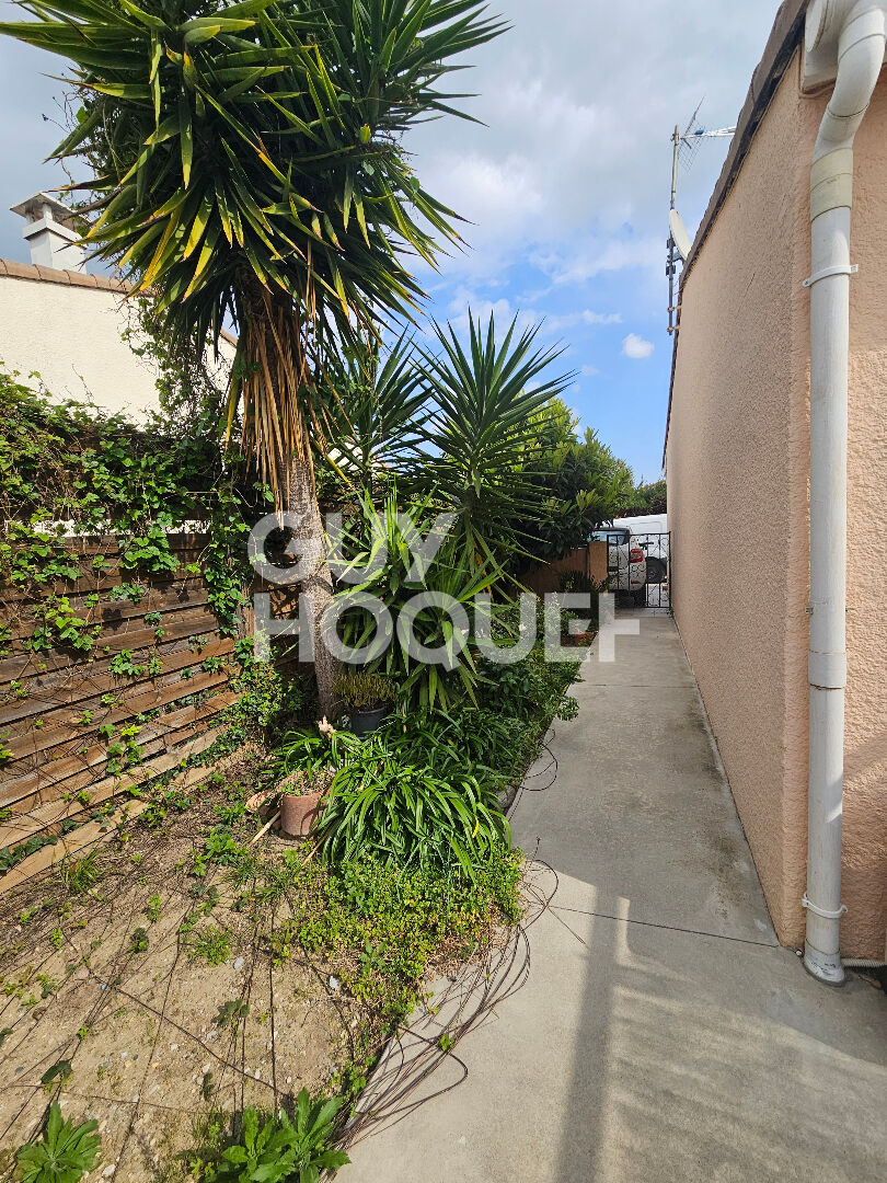 Maison 4 pièces à louer à Toulouges avec jardin et garage