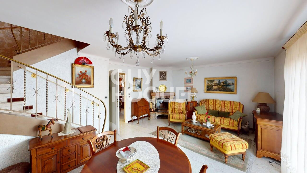 EXCLUSIVITE - A vendre à Perpignan, Maison 2 faces, 4 pièces - Quartier Mailloles