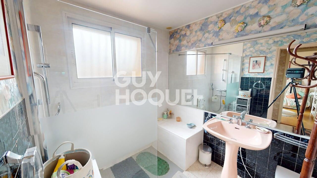 EXCLUSIVITE - A vendre à Perpignan, Maison 2 faces, 4 pièces - Quartier Mailloles